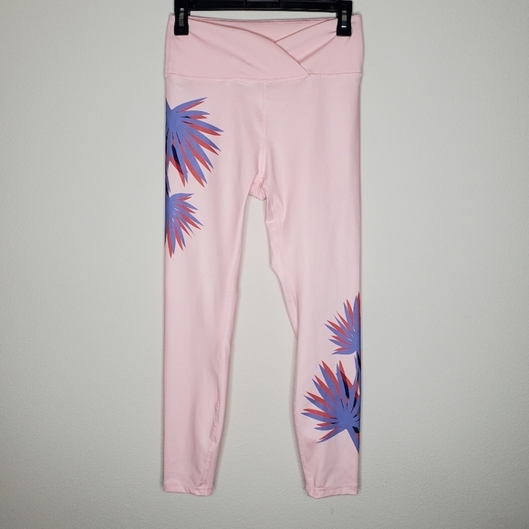 Wildfox Maci Pink Palm Leaf Printed High Rise Crossover V Front 7/8 Leggings - Picture 4 of 10